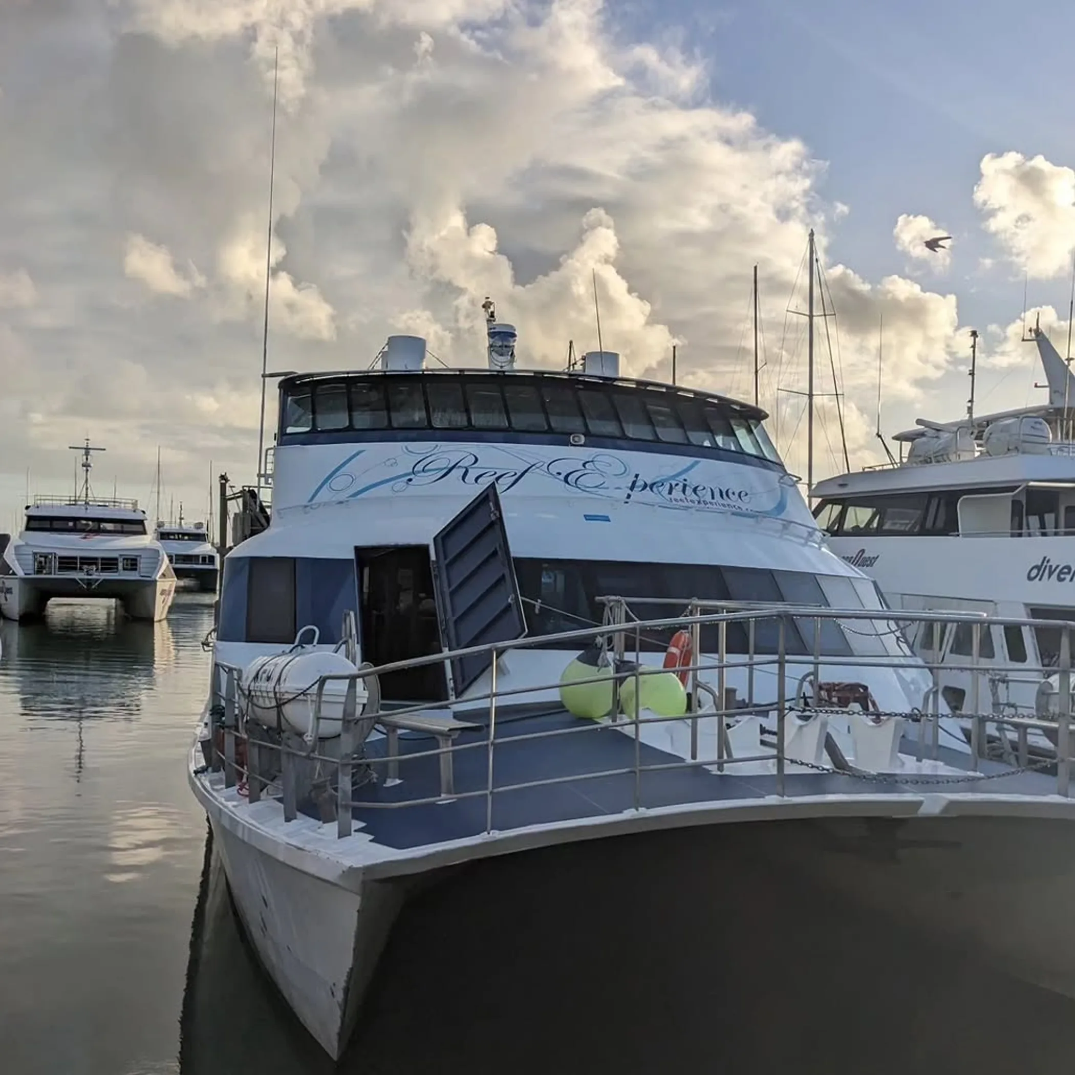 boat for great barrier reef trips