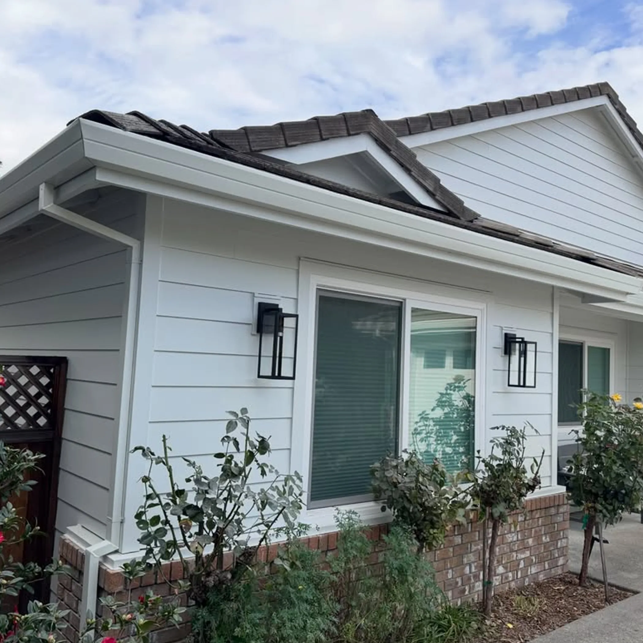 residential gutters shown clearly