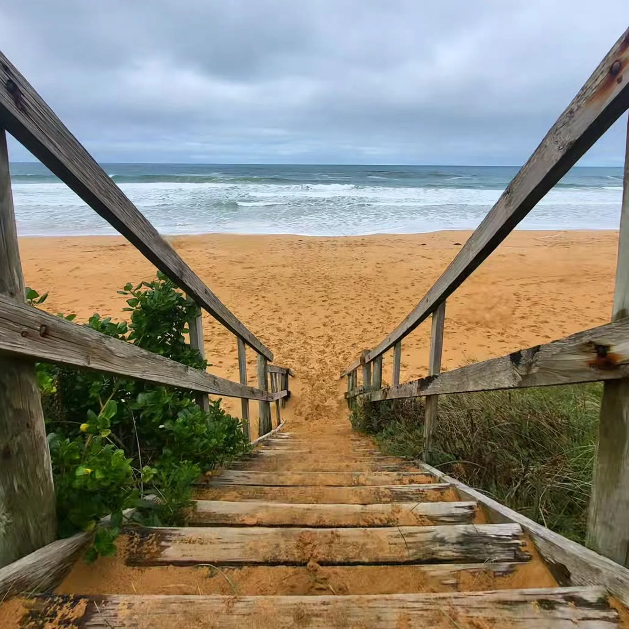 beach along great ocean road